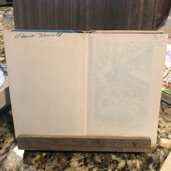 Nancy Drew 1937 The a Whispering Statue - Picture 6 of 6